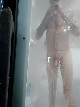 Zk1980 online show from November 5, 2025, 9:04 pm