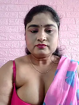 Snapshot of hornyriyanka chatting on February 1, 2026, 2:43 am hornyriyanka online show from February 1, 2026, 2:43 am