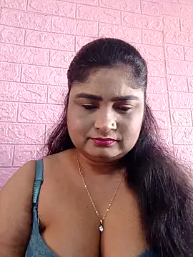 Snapshot of hornyriyanka chatting on February 6, 2026, 2:49 am hornyriyanka online show from February 6, 2026, 2:49 am