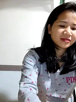 Maria2299 online show from October 31, 2025, 7:15 pm