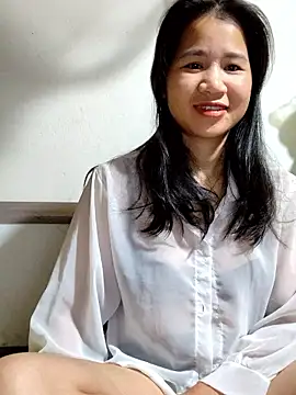 Snapshot of Maria2299 chatting on December 22, 2025, 7:44 pm Maria2299 online show from December 22, 2025, 7:44 pm