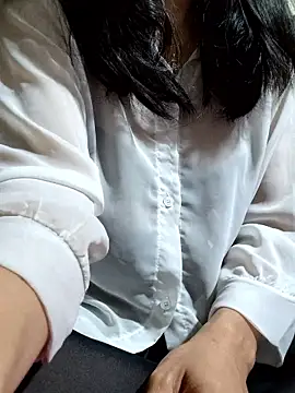 Maria2299 online show from January 16, 2026, 7:07 pm