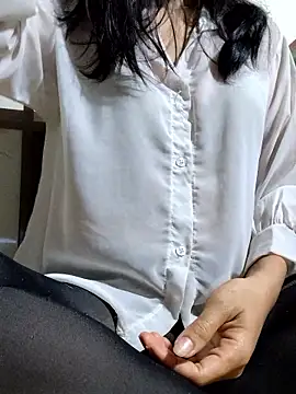 Snapshot of Maria2299 chatting on February 15, 2026, 11:45 pm Maria2299 online show from February 15, 2026, 11:45 pm