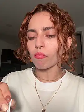 imhelena online show from January 6, 2026, 11:51 pm