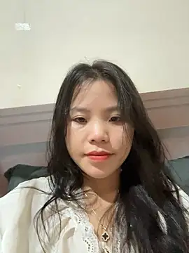 Bella 7777 online show from October 25, 2025, 3:29 pm