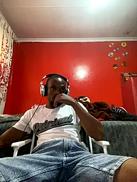 BaggyDirt online show from October 27, 2025, 3:49 pm