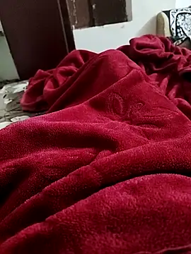 juhijaan2005 online show from October 16, 2025, 4:52 pm