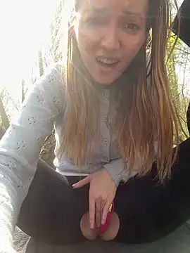 FayeFlame online show from April 16, 2026, 12:39 pm