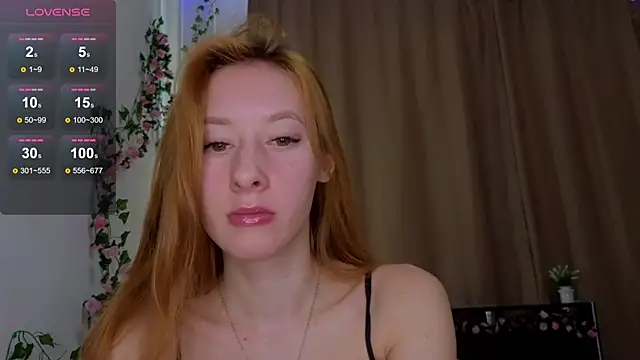 Snapshot of Candy_Flosse chatting on October 9, 2025, 8:34 am Candy Flosse online show from October 9, 2025, 8:34 am