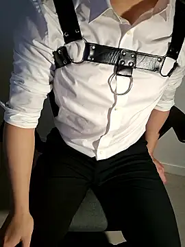 Snapshot of 111owo111 chatting on October 6, 2025, 1:19 pm 111owo111 online show from October 6, 2025, 1:19 pm