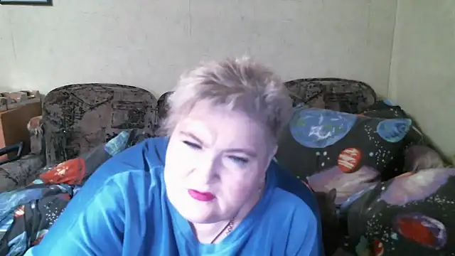 Lana555 online show from April 9, 2026, 8:25 pm