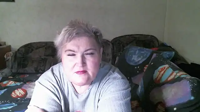 Lana555 online show from April 15, 2026, 8:20 pm