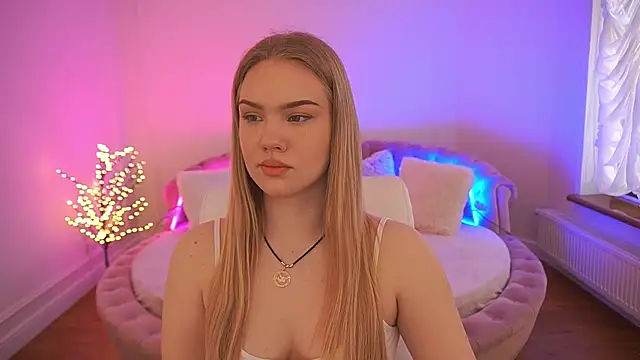 CelesteNoir online show from March 2, 2026, 7:09 am