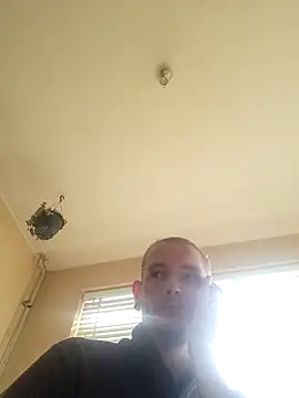 piercingpik online show from January 13, 2026, 11:37 am