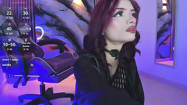 Snapshot of chloe_jacksonn chatting on February 17, 2026, 8:37 pm chloe jacksonn online show from February 17, 2026, 8:37 pm