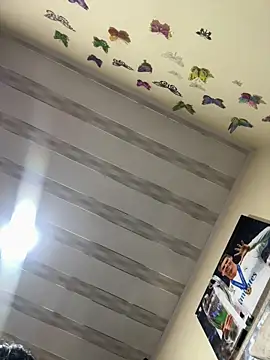 Vliacoooper2 online show from April 11, 2026, 11:03 am