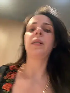 Lady LauraRose online show from November 18, 2025, 12:27 am