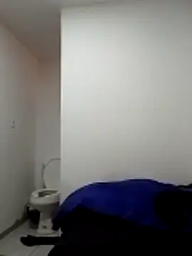 Snapshot of iRusx chatting on November 1, 2025, 7:27 pm iRusx online show from November 1, 2025, 7:27 pm