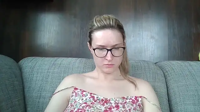 Snapshot of Jugira chatting on June 10, 2026, 12:15 pm Jugira online show from June 10, 2026, 12:15 pm