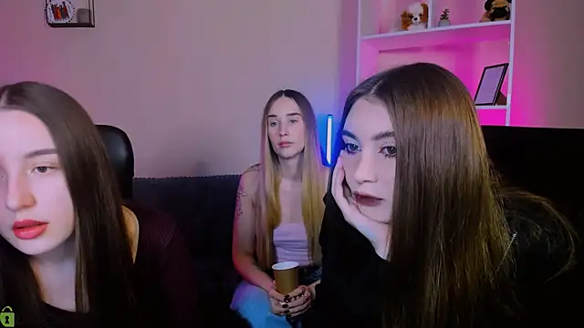 Snapshot of barbara_crazy chatting on November 21, 2025, 9:52 am barbara crazy online show from November 21, 2025, 9:52 am