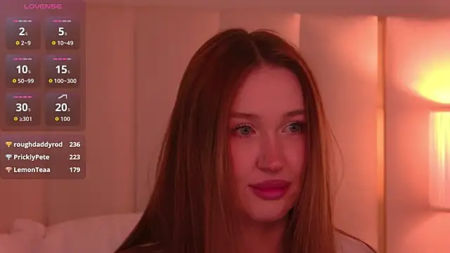 Snapshot of NancySmitts chatting on December 13, 2025, 8:25 pm NancySmitts online show from December 13, 2025, 8:25 pm