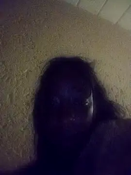 RFeltomWhitJ online show from November 30, 2025, 9:30 pm