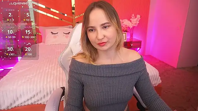 SofieBloom online show from November 6, 2025, 1:17 am