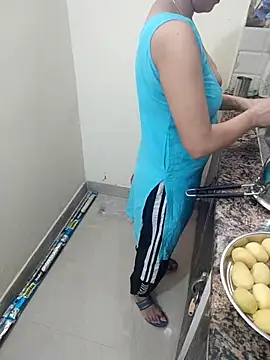 Pihu Chopra online show from September 29, 2025, 3:33 am