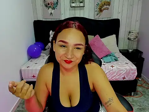 Snapshot of salome_rojas_ chatting on September 19, 2025, 1:45 pm salome rojas online show from September 19, 2025, 1:45 pm