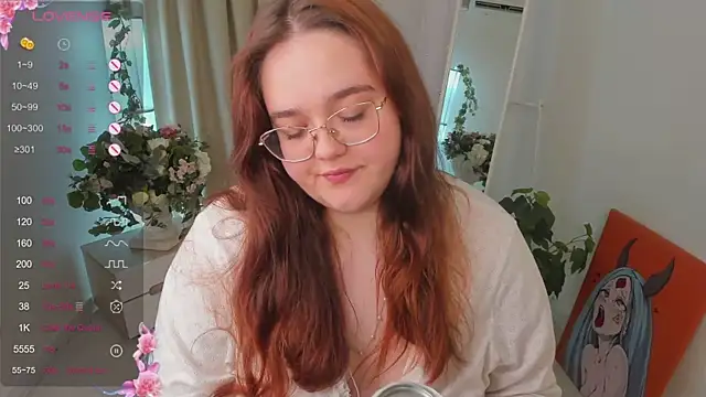 Neko Moor online show from November 5, 2025, 8:42 pm