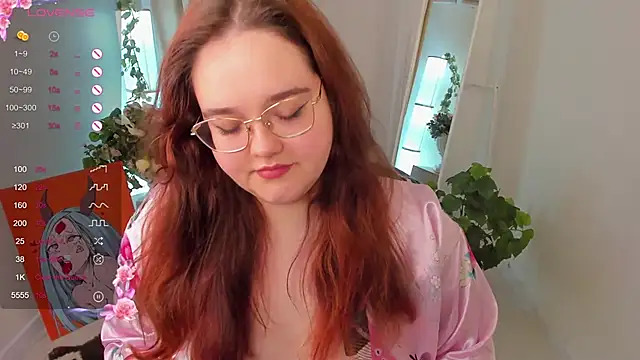 Neko Moor online show from November 19, 2025, 9:04 pm