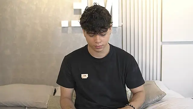 Ethan occonor online show from October 19, 2025, 6:41 pm