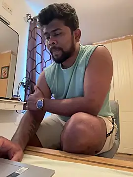 Snapshot of CrazyShashank chatting on December 21, 2025, 12:45 pm CrazyShashank online show from December 21, 2025, 12:45 pm