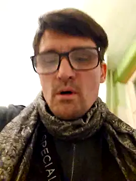 Snapshot of Tantraristo chatting on December 19, 2025, 9:22 pm Tantraristo online show from December 19, 2025, 9:22 pm