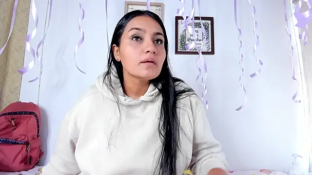 selena jhonson online show from February 16, 2026, 1:51 pm