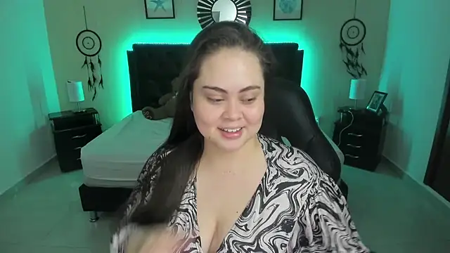 Snapshot of LolaVillalobos chatting on November 23, 2025, 1:11 pm LolaVillalobos online show from November 23, 2025, 1:11 pm