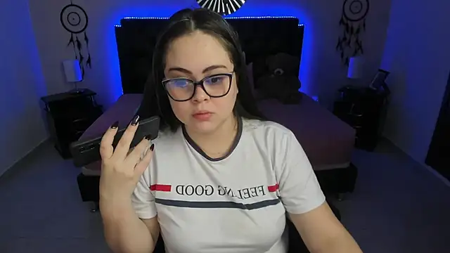 Snapshot of LolaVillalobos chatting on November 28, 2025, 12:19 pm LolaVillalobos online show from November 28, 2025, 12:19 pm