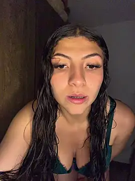 Snapshot of arieel__722 chatting on August 8, 2026, 12:46 am arieel 722 online show from August 8, 2026, 12:46 am