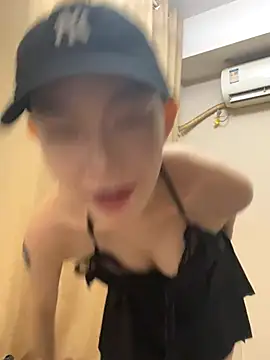 Snapshot of CU_12 chatting on September 18, 2025, 12:40 pm CU 12 online show from September 18, 2025, 12:40 pm