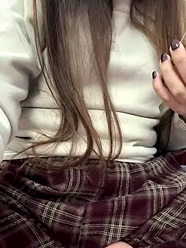 PhuongNhi21 online show from December 16, 2025, 2:33 pm