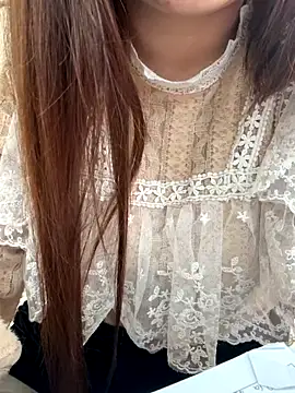 PhuongNhi21 online show from December 17, 2025, 2:39 am