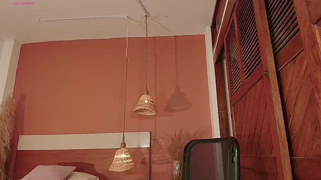 Dulceboobs1 online show from December 20, 2025, 12:34 pm