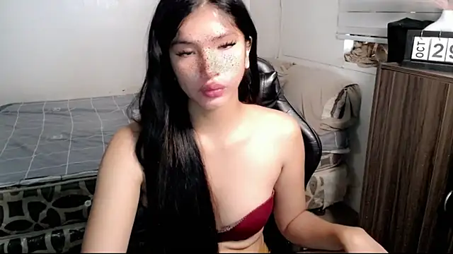 Snapshot of Cutierhyxx chatting on October 29, 2025, 10:55 pm Cutierhyxx online show from October 29, 2025, 10:55 pm