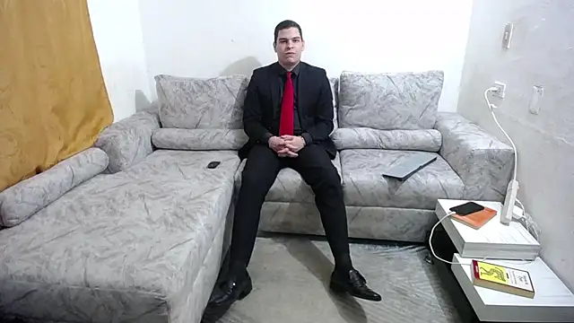 Victor Maitland online show from November 4, 2025, 3:49 am