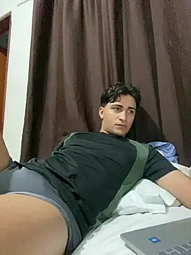 Tavinho067 online show from June 27, 2026, 6:18 am