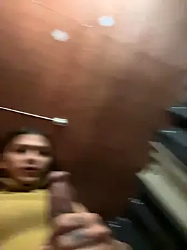 Ur latinahotpaprika online show from October 17, 2025, 12:08 pm