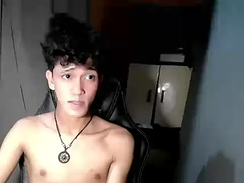 kenbigcockxx online show from October 26, 2025, 7:58 am