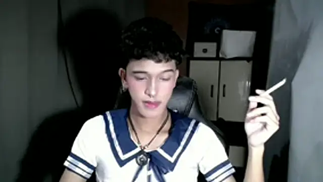 kenbigcockxx online show from November 17, 2025, 3:40 pm