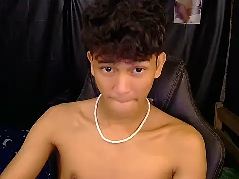 kenbigcockxx online show from March 2, 2026, 7:43 pm