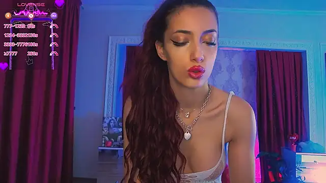 Snapshot of HeidiKendal chatting on February 13, 2026, 3:19 pm HeidiKendal online show from February 13, 2026, 3:19 pm